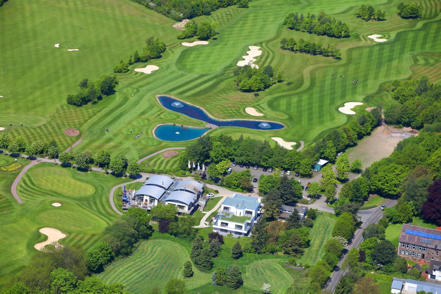 Fröndenberg Golfhotel Gut Neuenhof מראה חיצוני תמונה