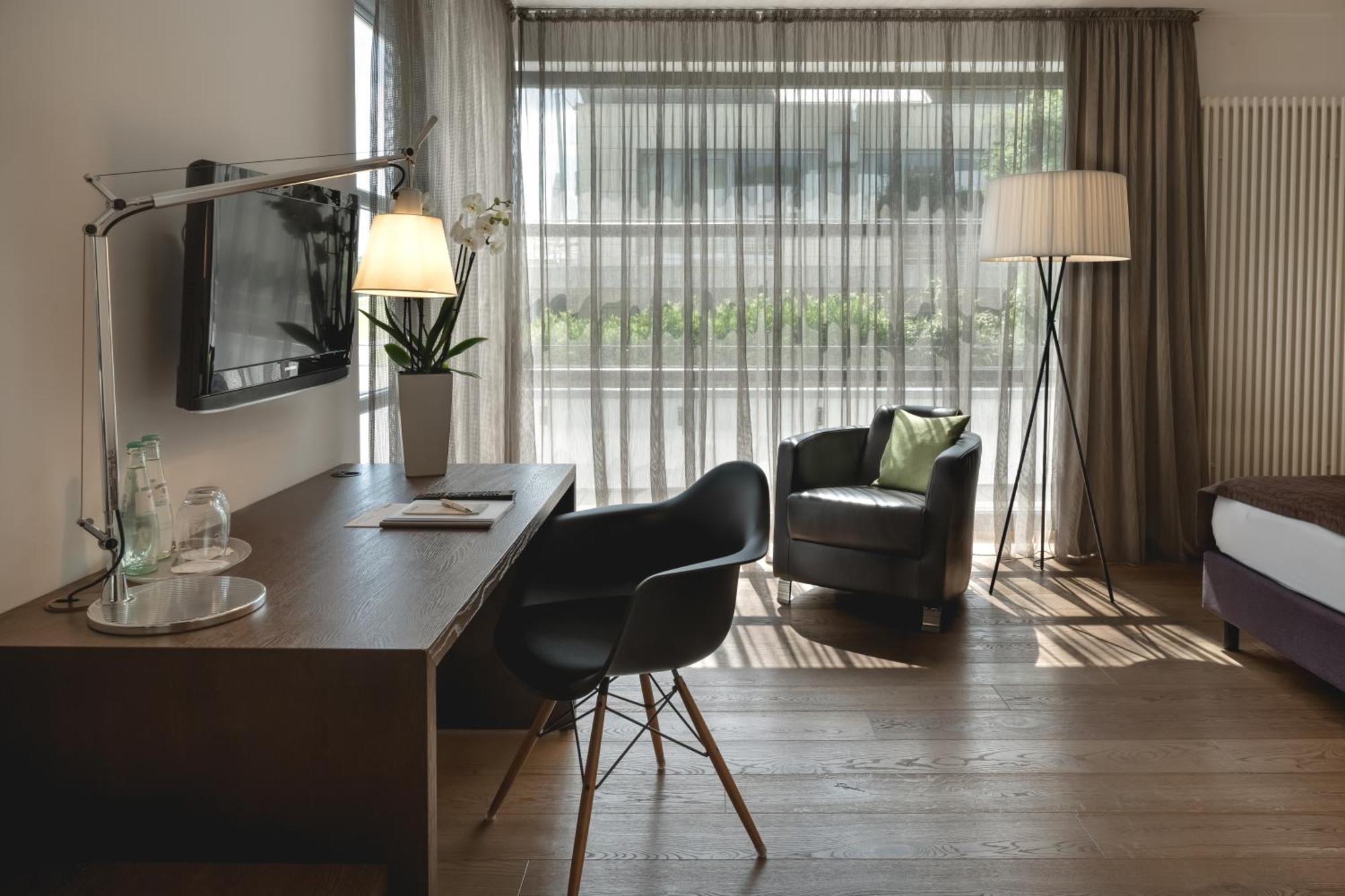 Fröndenberg Golfhotel Gut Neuenhof מראה חיצוני תמונה