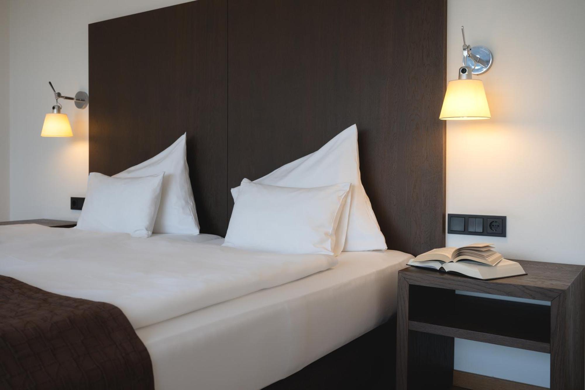 Fröndenberg Golfhotel Gut Neuenhof מראה חיצוני תמונה