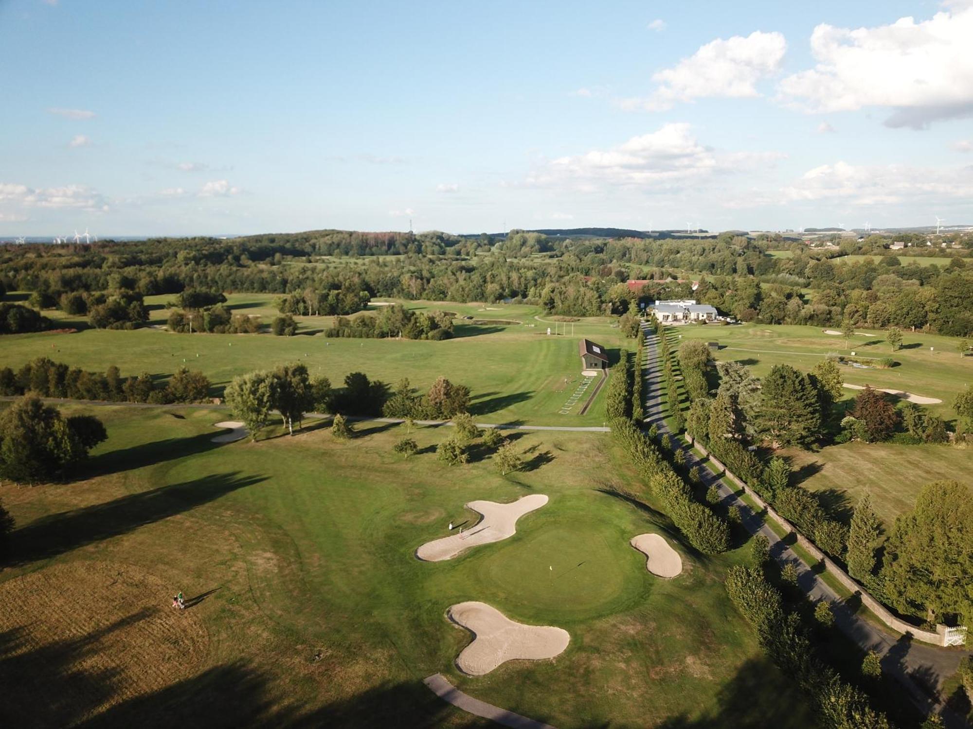 Fröndenberg Golfhotel Gut Neuenhof מראה חיצוני תמונה