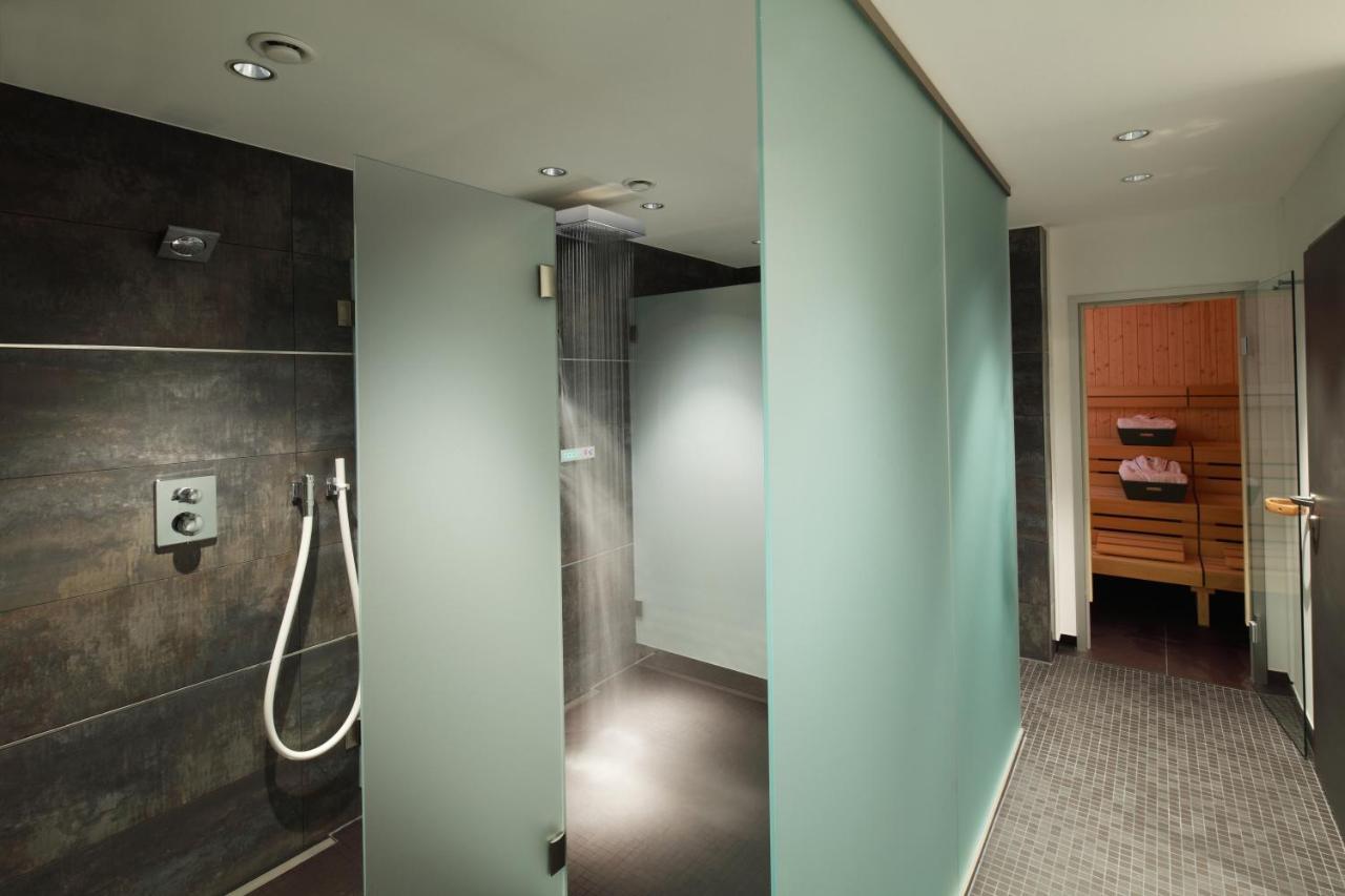 Fröndenberg Golfhotel Gut Neuenhof מראה חיצוני תמונה